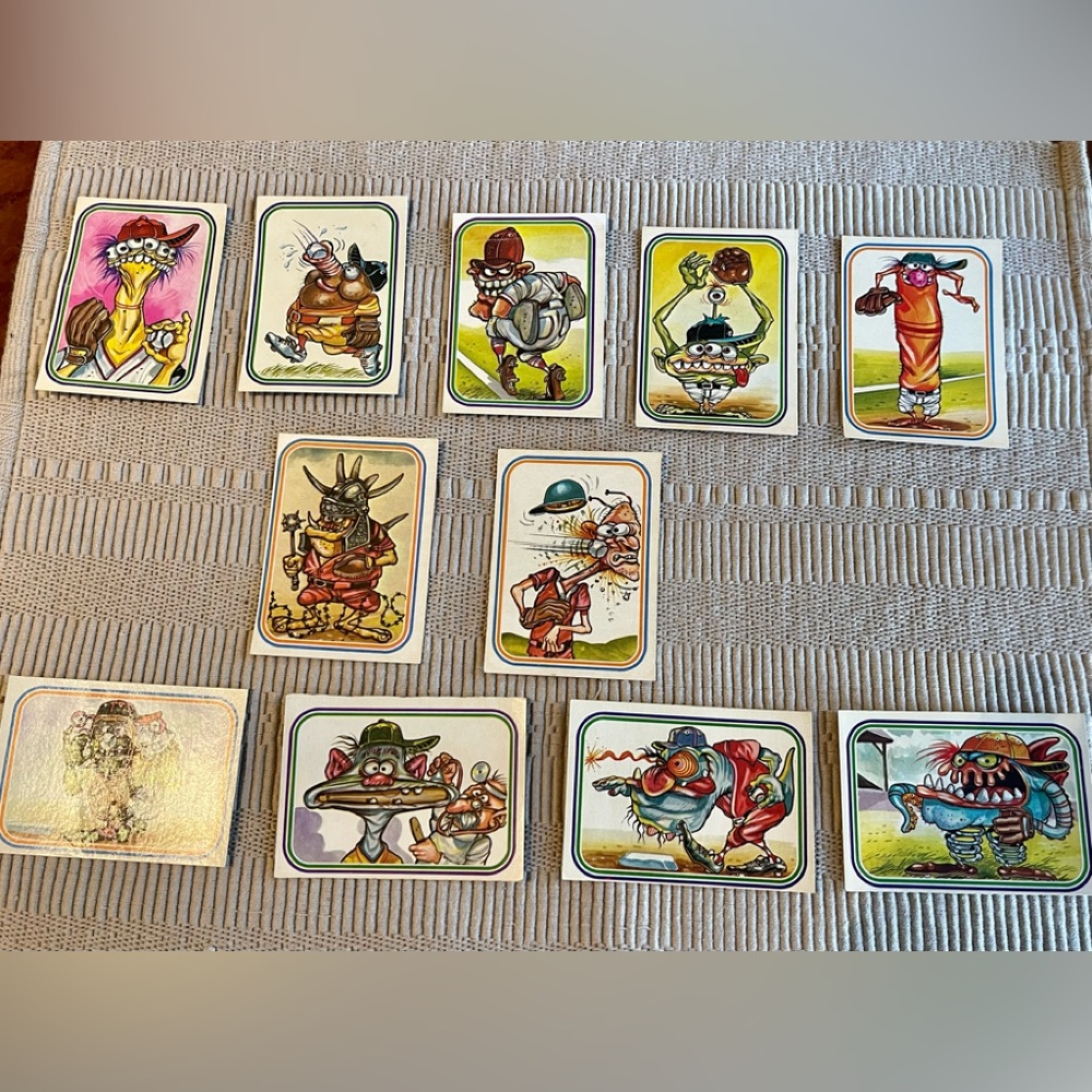 Don Russ 1973 Super Freaks Baseball Cards/Stickers set of 11 Excellent Condition